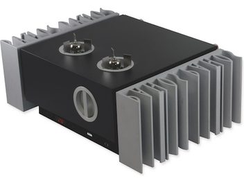 Amplificatore hi-fi stereo Pathos InPol Remix MkII nero laccato, vista dall'alto in prospettiva, due manopole rotanti sulla parte superiore, dissipatori di calore laterali