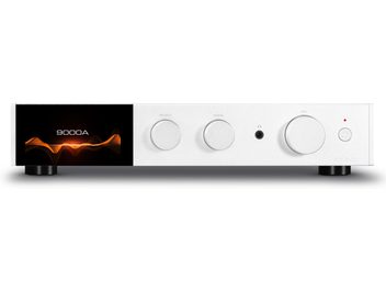 Ampli hi-fi intégré stéréo Audiolab 9000A argent avec écran noir affichant une onde orange et 3 boutons circulaires argentés