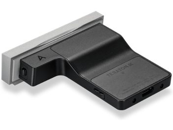 Scheda di espansione Astell&Kern SEM-4, alloggiamento rettangolare nero opaco, porta USB-A, connettore maschio sul retro