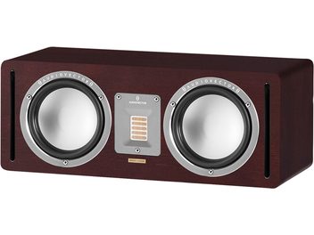 Enceinte centrale AudioVector QR Center SE noyer, boîtier rectangulaire en bois noyer brun vue de face, deux haut-parleurs argentés encadrant un tweeter ruban central sur plaque gris métallisé, fentes bass-reflex verticales noires aux extrémités