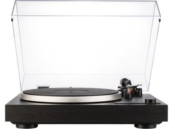Platine vinyles hi-fi Dual CS 418 vue de face, socle rectangulaire noir finition bois avec quatre pieds cylindriques, plateau circulaire gris aluminium, capot transparent relevé et bras de lecture noir équipé d’une cellule rouge