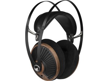 Otwarta przewodowa słuchawka hi-fi Meze Audio 105 SILVA w kolorze brązowo-czarnym, wykonana z drewna, metalu i skóry, widok z trzech czwartych ukazujący ażurową obudowę z siatką, grube czarne welurowe nauszniki oraz podwójny metalowy pałąk.