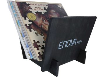 Μαύρο έπιπλο αποθήκευσης Enova HIFI Vinyl range 25 για δίσκους βινυλίου, με θήκη άλμπουμ τοποθετημένη στην κεκλιμένη πλευρά