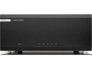 Ενισχυτής ισχύος πολλαπλών καναλιών M6x 250.5 μαύρος, μπροστινή όψη, ορθογώνια θήκη, ασημένια κυλινδρικά πόδια, 5 ενδείξεις καναλιών, κουμπί ενεργοποίησης.
