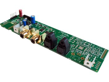 Scheda elettronica verde rettangolare con componenti saldati, connettori audio SPDIF RCA e di alimentazione, per sistemi hi-fi Atoll