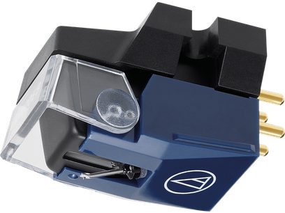 New Horizon 202 black turntable with AT-VM520EB cartridge, front perspective view, tonearm and counterweight visible