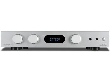 Ampli hi-fi intégré stéréo Audiolab 6000A argent avec façade rectangulaire, 3 boutons circulaires, écran central et 4 ports visibles