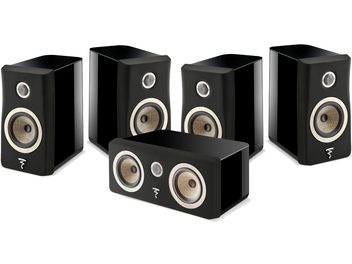 Pack Focal Kanta N°1 i svart lack och matt svart, fem högtalare inklusive centerhögtalare, tweeters med metallnät