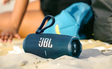 Support Mural Pour Enceinte JBL Flip 3 - Noir - Fixation Incluse, Permet De Recharger L'Enceinte