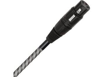 Câble audio numérique AES/EBU 1m avec connecteur XLR noir cylindrique, gaine tressée noire et blanche, vue en angle diagonal