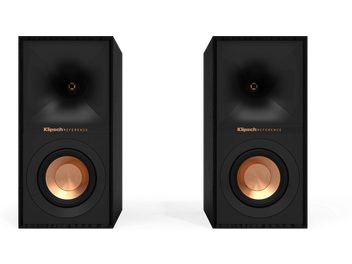 Due diffusori da scaffale neri Klipsch R-40M, vista frontale, tweeter dorato, woofer color ambra, su sfondo bianco