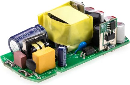 IK Multimedia 8025813882034 IRig Pro Quattro IO 4 In 2 Out Interfaccia Audio Portatile MIDI Manuale D'uso - Foto 2