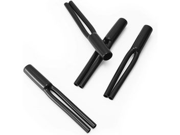 Accessoire pour câble Norstone Cable Kit Black speaker jacket lot de 4, tubes cylindriques noirs, doubles ouvertures, vue en plongée