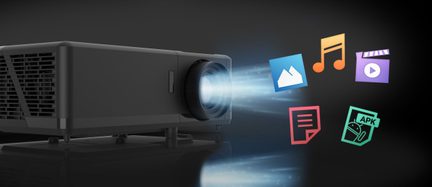 Ossza meg tartalmait közvetlenül a projektorról külső eszköz, például laptop vagy PC nélkül a beépített médialejátszónak köszönhetően. Egyszerűen másolja át dokumentumait, képeit és videóit USB-meghajtóra / SD-kártyára / microSD-kártyára (a projektor bemenetétől függően), és jelenítse meg azokat a nagy képernyőn.