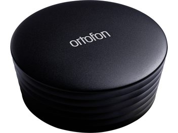 Ortofon Record Stabilizer Heavy must pressplaat, perspektiivvaade, sile pealispind logoga, soonilised küljed