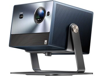 Στήριγμα οροφής για βιντεοπροβολέα Hisense HSD6H, όψη 3/4, μαύρο ορθογώνιο περίβλημα, κεντρικός φακός, πλευρική σχάρα εξαερισμού