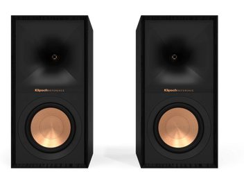 Due casse acustiche da libreria nere Klipsch R-50M, con finitura nera e rame, presentate affiancate su sfondo bianco