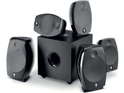 Pack d'enceintes Focal Sib Evo Dolby Atmos 5.1.2 noir, 5 enceintes compactes et 1 caisson de basses cubique, vue de face