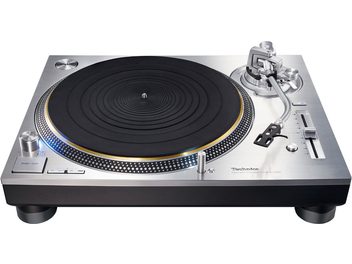 Platine vinyles Technics SL-1200GEG-S argent, vue de dessus, plateau noir, bras de lecture, boutons et molettes de réglage
