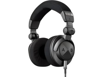 Closed-back wired hi-fi headphones Astell&Kern Virtuoso black, combining plastic and metallic accents, thick circumaural ear pads, padded headband, cable exiting from the bottom of the right earcup, three-quarter front right view
