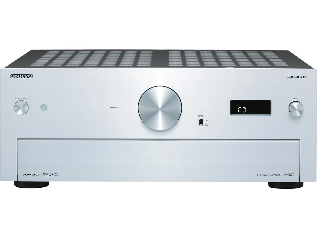 ONKYO　　インテグレーテッドアンプ　A-9070 Onkyo A-9070 Stereo integrated amplifier with built-in DAC at