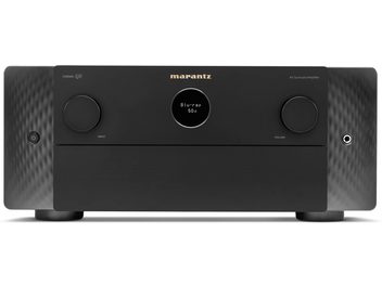 Ampli home-cinéma Marantz Cinema 40 noir, vue de face, façade noire avec boutons et écran LCD bleu au centre