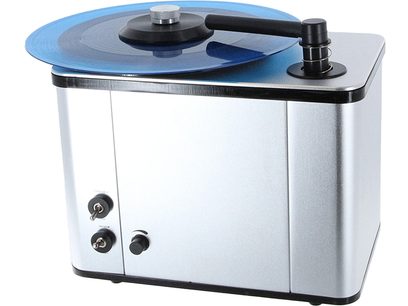 Machine à laver les disques vinyles Enova HIFI MNV 50V argentée, vue de face, couvercle fermé, boutons et voyants sur le devant
