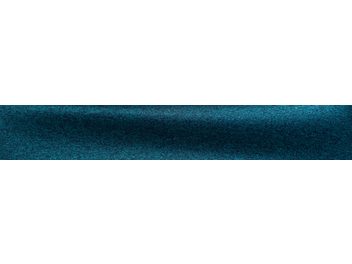 Naim Audio Mu-so 2 kõlari võre läikunurk, tumesinine tihedalt kootud kanga tekstuur, vaade eest