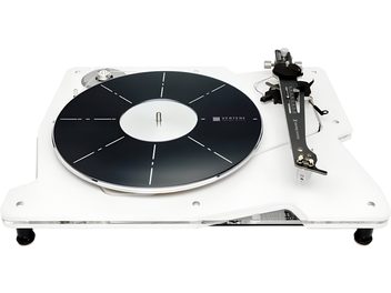 Platine vinyle hi-fi Vertere Acoustics Pack Raw DGX blanc, vue de dessus légèrement oblique, socle en acrylique blanc laqué, plateau circulaire noir à bord métallique et bras de lecture noir positionné à droite